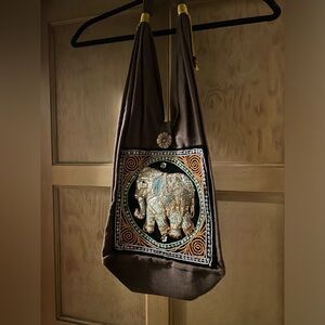 Y2K 2000’s Thai elephant purse sequin embroidered